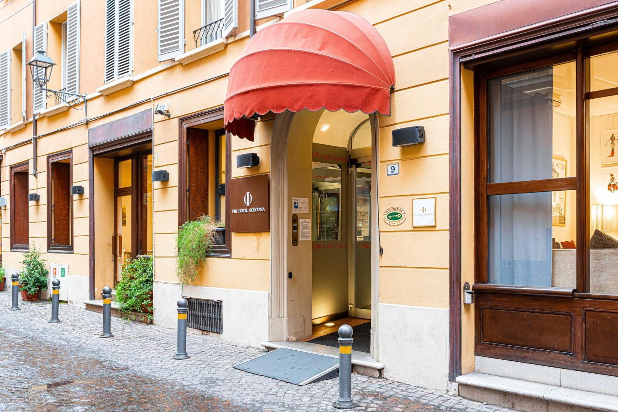 Phi Hotel Bologna — Photos 1